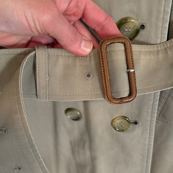 Burberry Tan Double Breasted Trench Coat - Picture 10 of 16